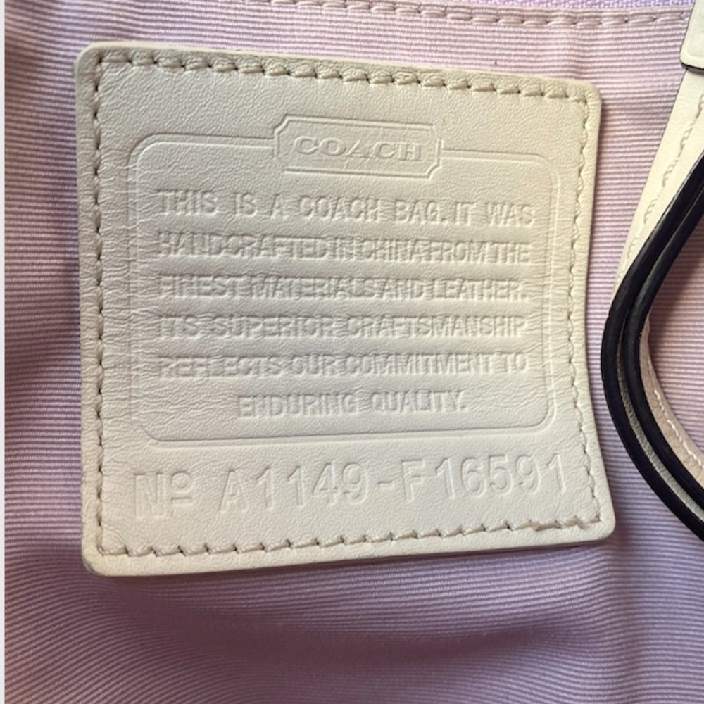 Coach Soho Optic Art Pleated Linen Tote - Picture 12 of 13